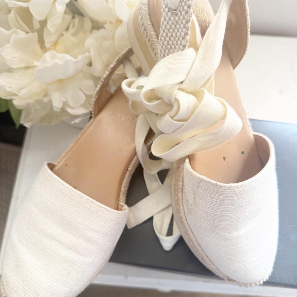Vince Camuto Cream Espadrille Sandals flat